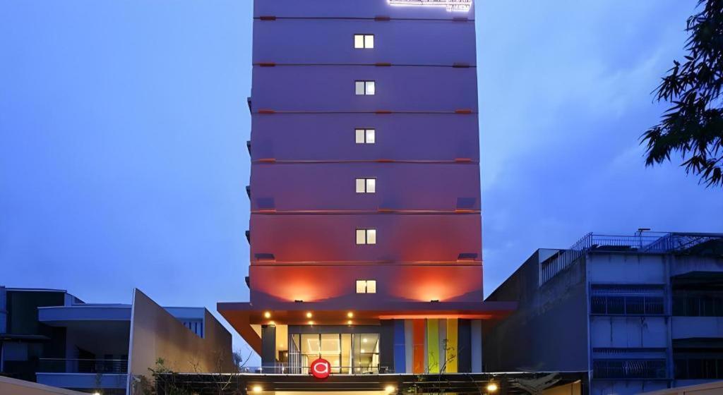 Amaris Hotel Pasar Baru Jakarta Exterior foto